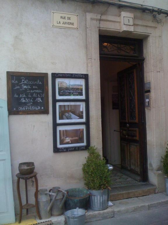 L'Auberge Espagnole - Bed & Breakfast Apt Exterior photo