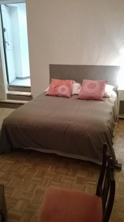 L'Auberge Espagnole - Bed & Breakfast Apt Exterior photo